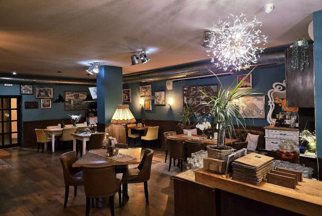 "Ponte Restaurant"