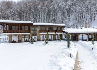Къща за гости „Тримата глупаци“